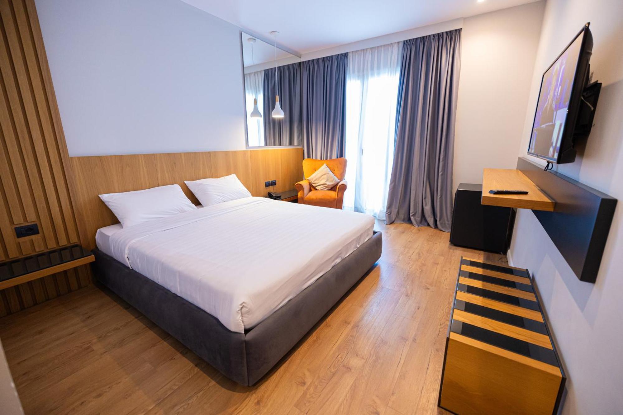 Duka Hotel Vlorë Eksteriør billede