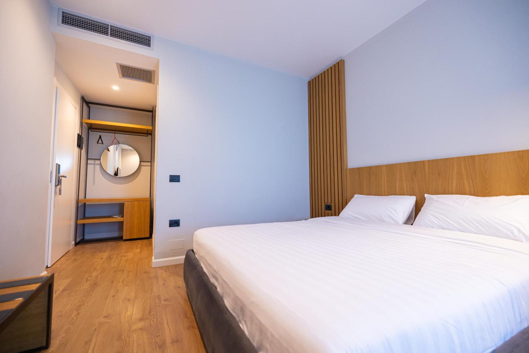 Duka Hotel Vlorë Eksteriør billede
