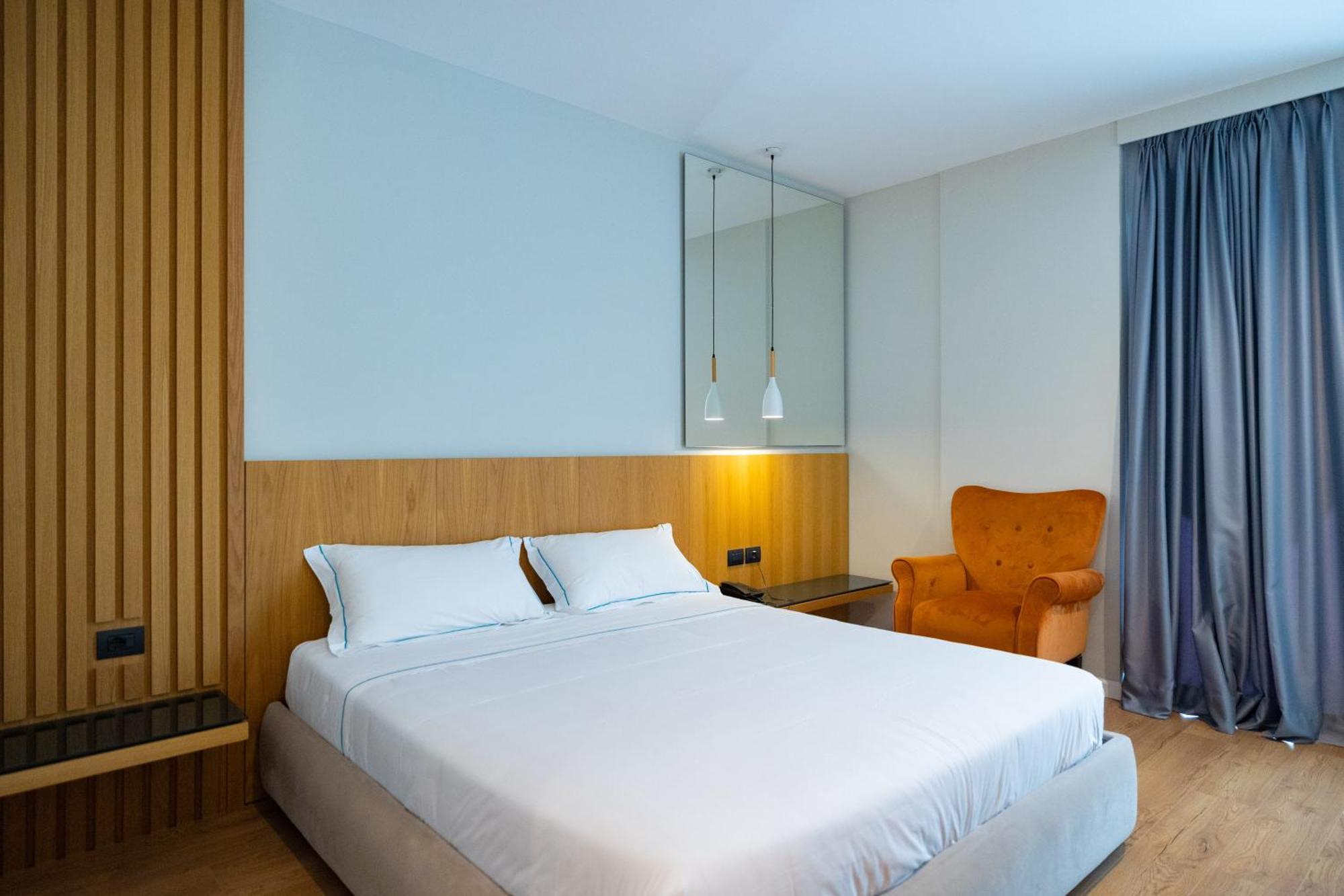 Duka Hotel Vlorë Eksteriør billede