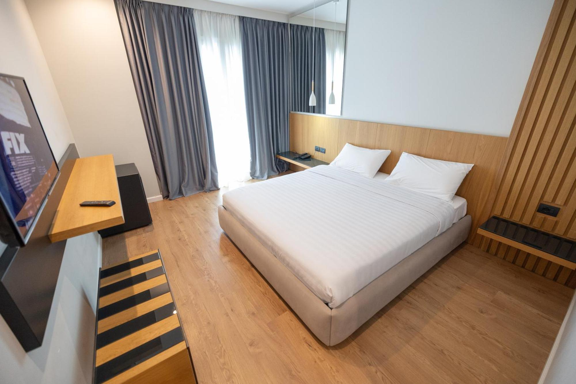 Duka Hotel Vlorë Eksteriør billede